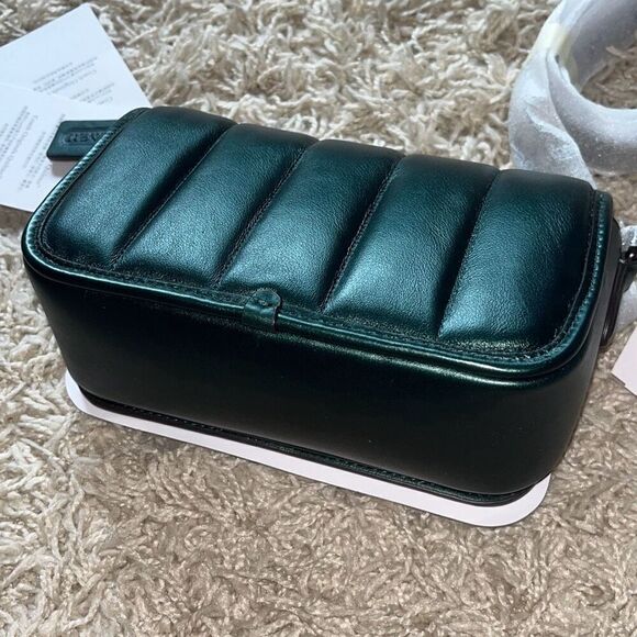 NWT COACH GREEN METALLIC QUILTED LEATHER DINKY 18 SHOULDER BAG #C6622 - Picture 5 of 15